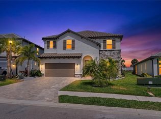 17506 Savory Mist Cir, Lakewood Ranch, FL 34211