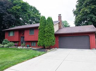 122 Boulder Ridge Pl, Painesville, OH 44077