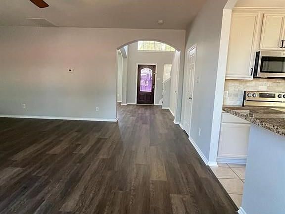 5th image of 24610 Kingston Hill Ln