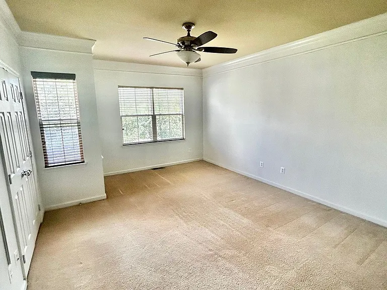 3030 Chinkapin Oak Ln — Photo 11