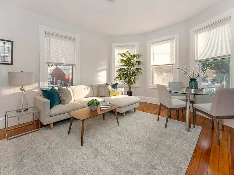 172 Boylston St #3 — Photo 14