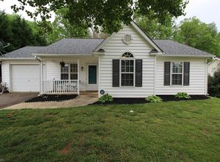 160 Fraizer Creek Rd, Winston Salem, NC 27105