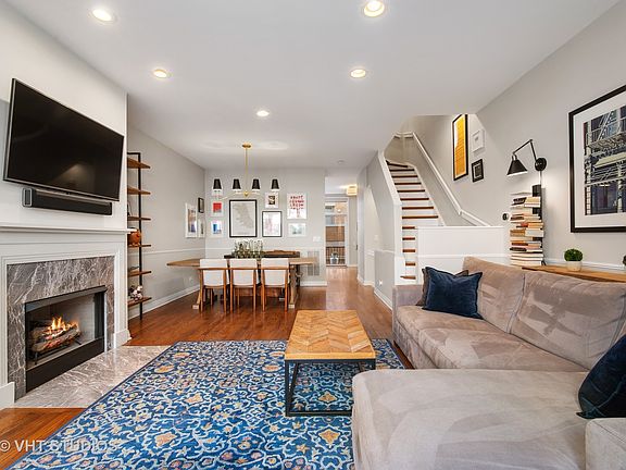4th image of 849 W Ohio St Unit 15W