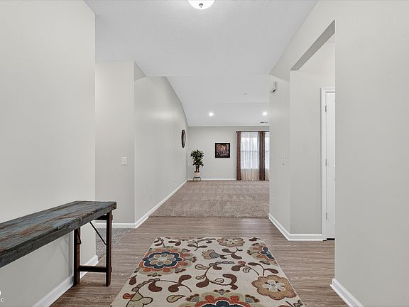 5th image of 7534 Dunleer Dr