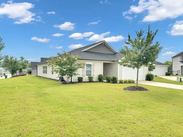 15 Iris Dr, Youngsville, NC 27596