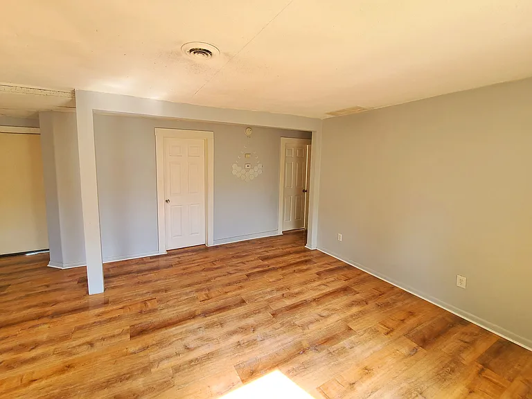 367 West Ave #2 — Photo 2