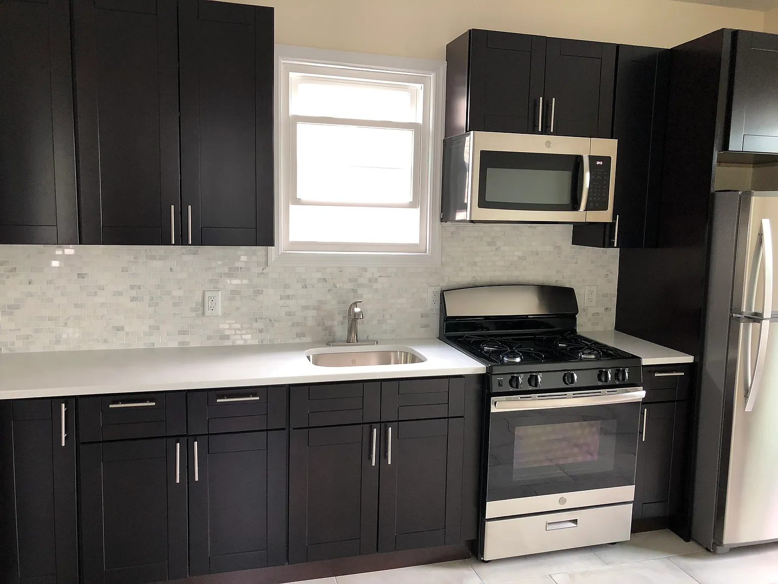 1 bed, 800 sqft, $2,000 — Photo 2