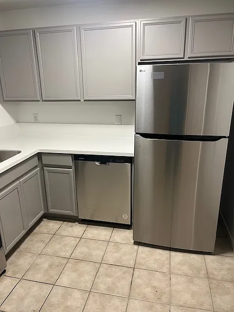 3 bed, 1092 sqft, $1,650 — Photo 4