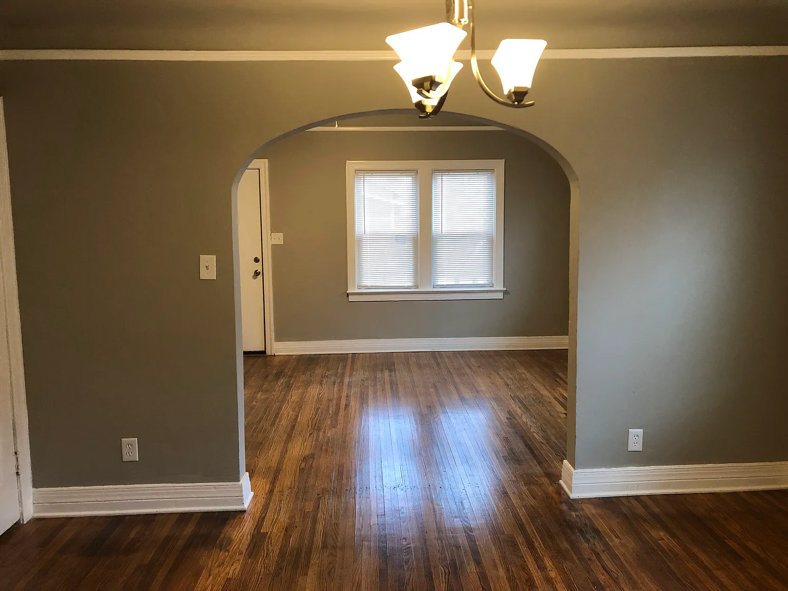 66 N Victor Ave — Photo 3