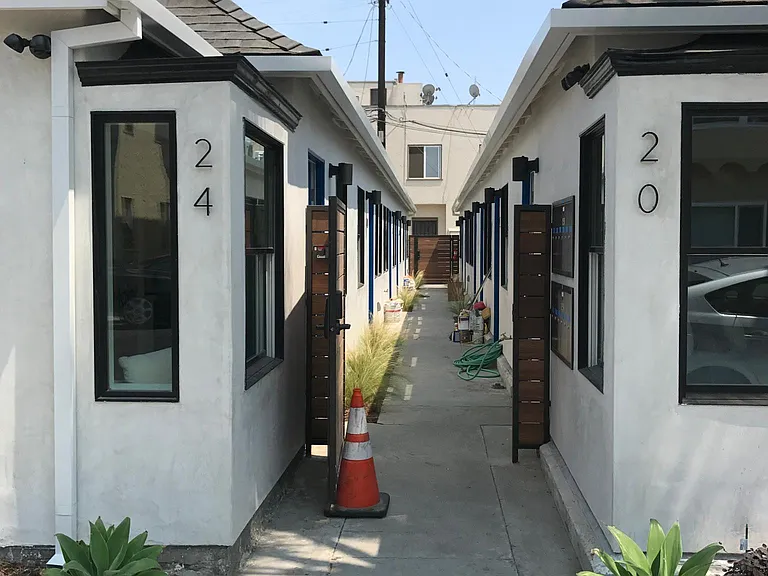 24 Argonne Ave #3 — Photo 3