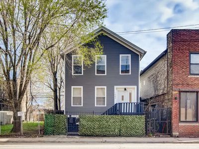 1947 W Grand Ave, Chicago, IL, 60622