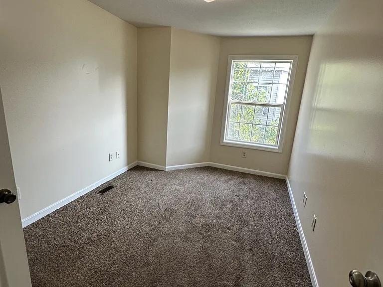 7011 Irvington Ter — Photo 16
