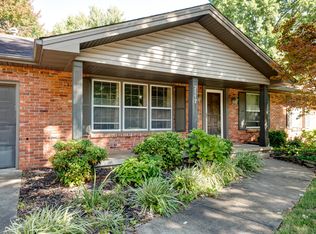 2117 E Montclair St, Springfield, MO 65804