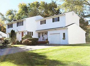 78 Sweet Fern Dr, Cranston, RI 02921