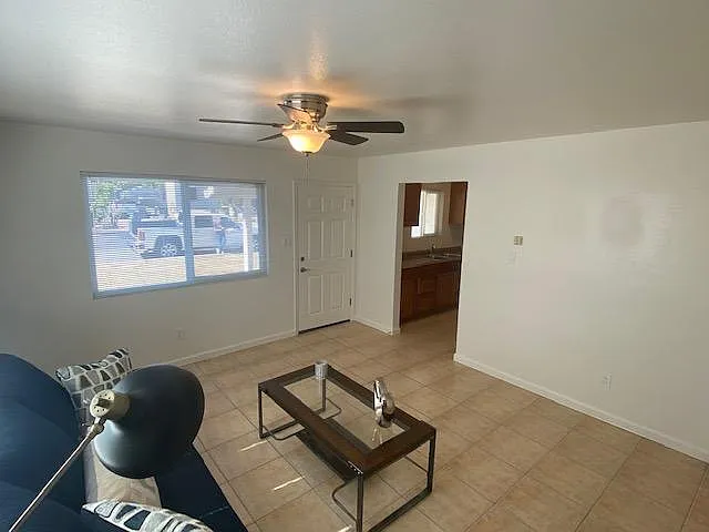 1351 E Oak Ave — Photo 6