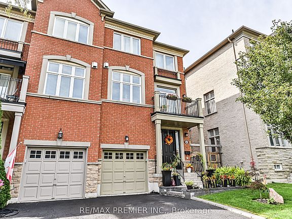 3rd image of 36 Helen St