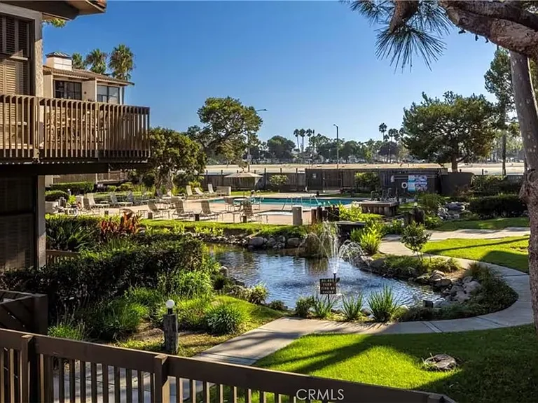 5327 Marina Pacifica Dr #KEY19 — Photo 51