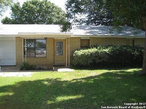 1st image of 2822 CR 1070 / DOVE LANE