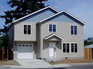 7613 NE Halsey St, Portland, OR 97213