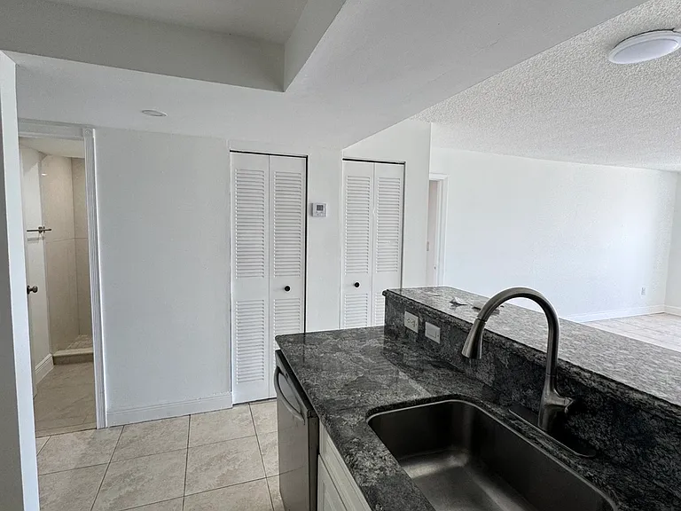 14160 SW 86th St — Photo 6