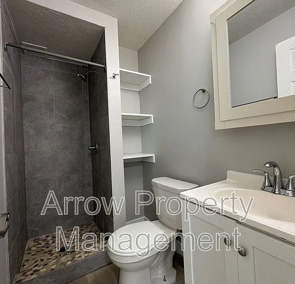 867 N 26th St #107 — Photo 5