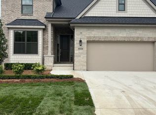 3886 Albatross Ct BUILDING 15-8, Rochester, MI 48309