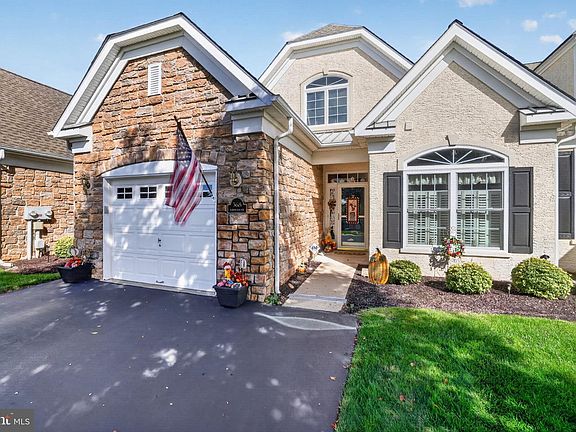 3rd image of 368 Harrington Way