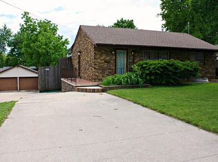 2615 Grandview Ave, Des Moines, IA 50317