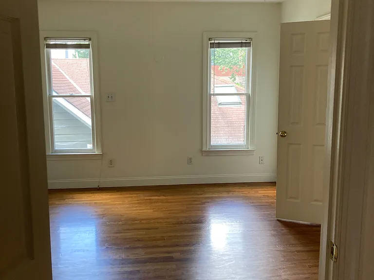 875 Vedado Way NE #B — Photo 14