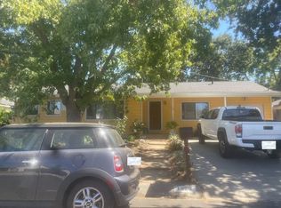 1320 Apple Dr, Concord, CA 94518