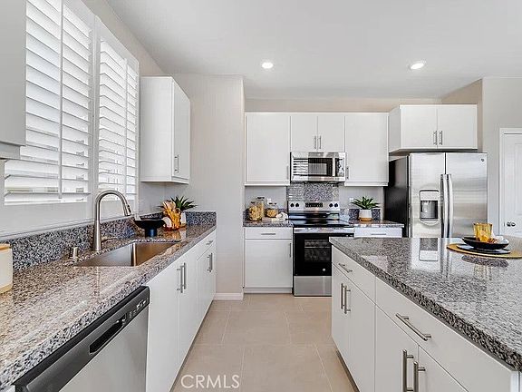 3rd image of 27284 Sitar Cir