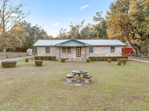 936 Carol Ct, Chipley, FL 32428