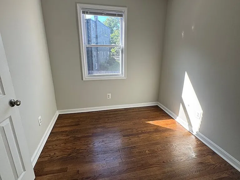 3035 30th St SE — Photo 6
