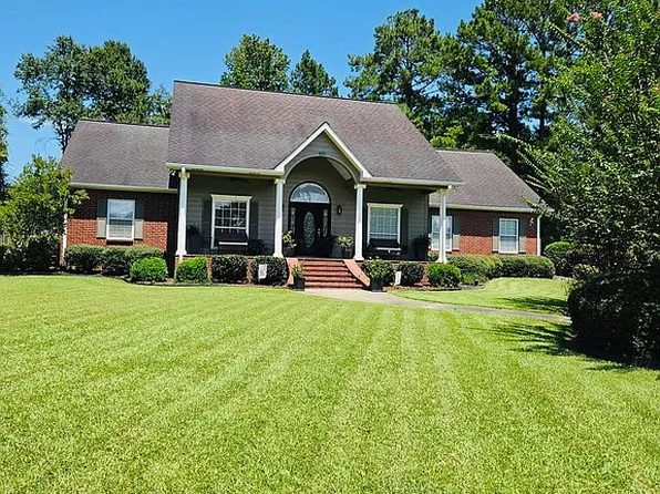 1011 Lakeview Dr E, Summit, MS 39666