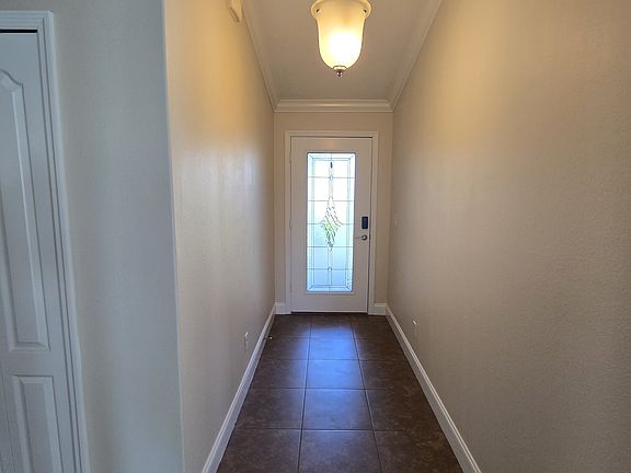 2nd image of 564 Antigua Ave