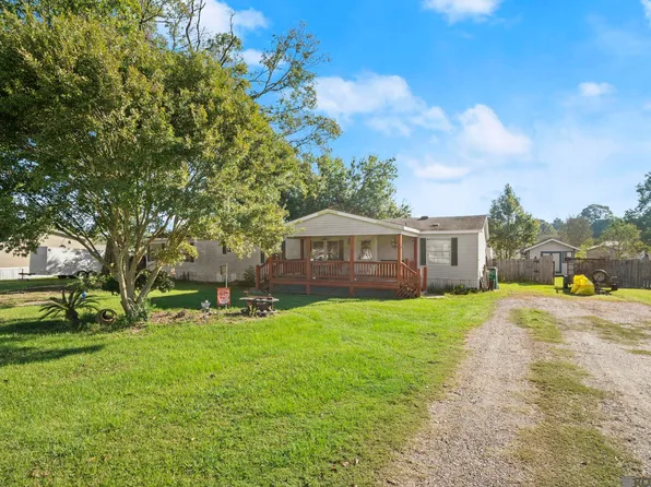 32324 Lockslie Dr, Denham Springs, LA 70706