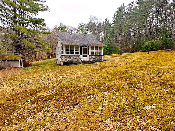 3rd image of 138 Neil Thompson Rd