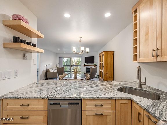5th image of 405 Silver King Dr #105