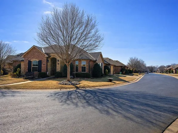 12805 Maiden Ln, Oklahoma City, OK 73142