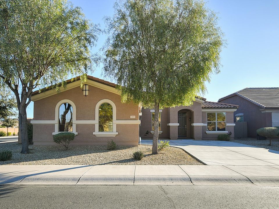 1st image of 15953 W Hualapai St