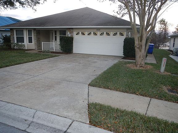 3rd image of 1625 Lake Villa Dr