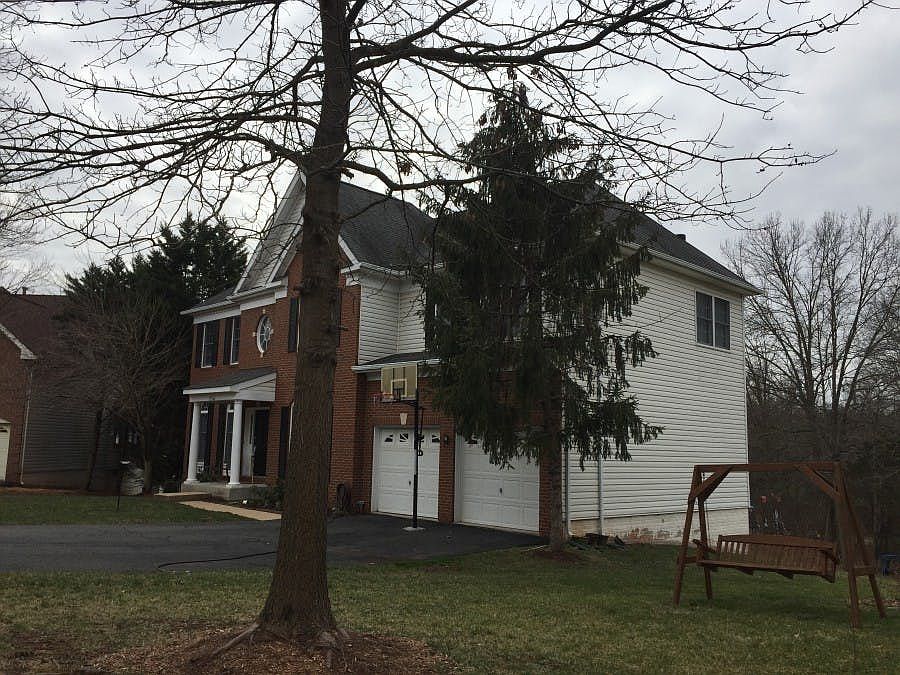 13364 Horsepen Woods Ln, Herndon, VA 20171 Zillow