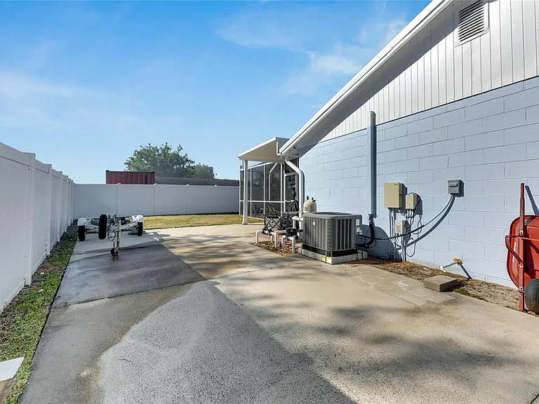 412 Flamingo Dr — Photo 46