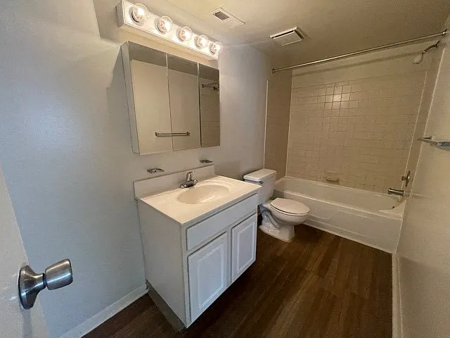 Autumn Ridge Apartments — Photo 72