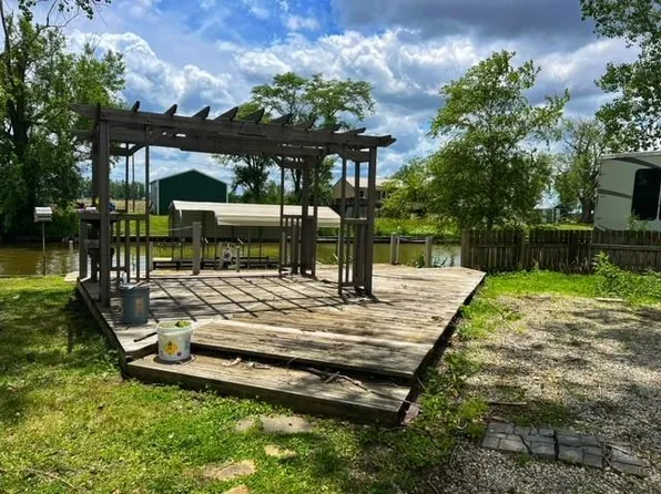 142 Schoonover Cir, Craig, MO 64437