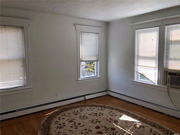 5th image of 8543 109th St Fl 2