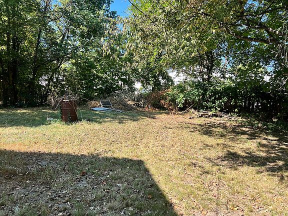 3rd image of 605 S 24th St
