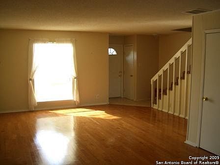 1st image of 7314 OAK MANOR DR #25