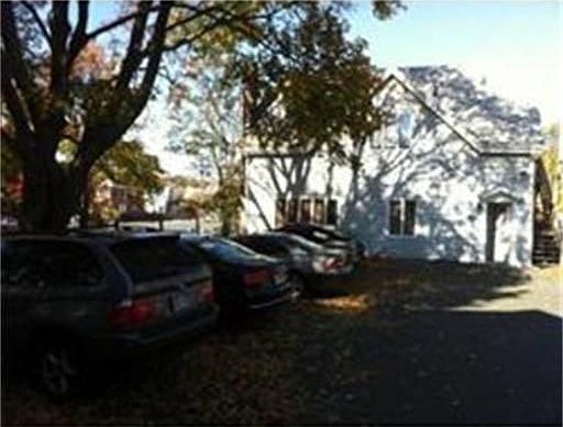 2nd image of 81R Broad St