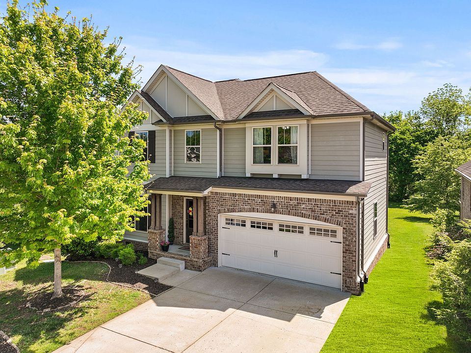 1st image of 2156 Ravenscourt Dr